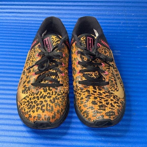 Size 10.5- Women’s Nike Metcon 6 Leopard Cheetah Print AT3160-096 Black Brown - Picture 4 of 8